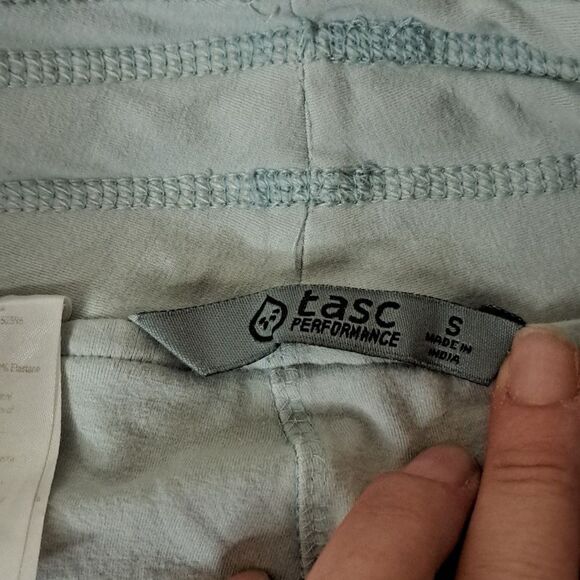TASC Performance skort size small - Picture 2 of 6